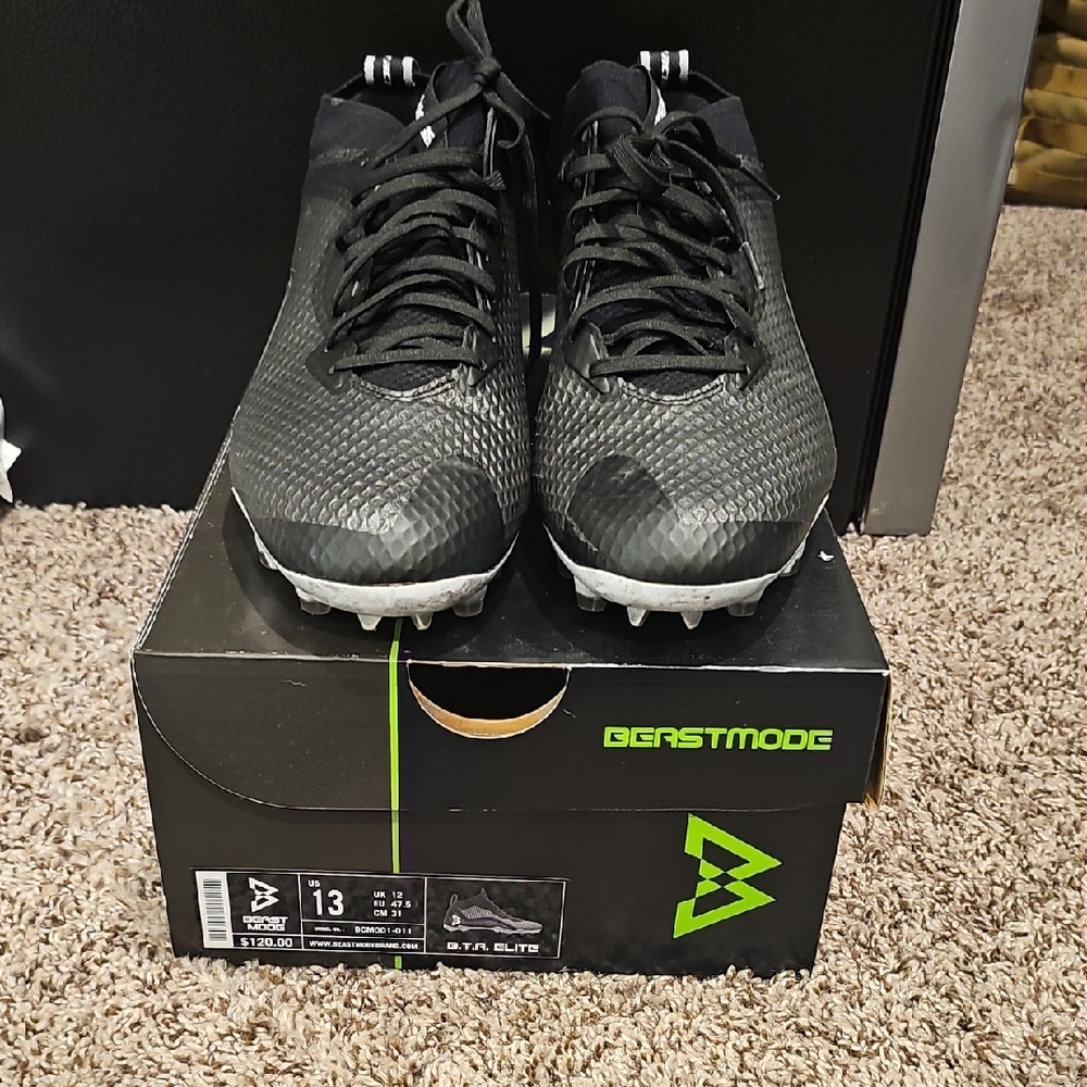 Men's Beastmode B.T.A Elite Molded Football Cleats Size 13